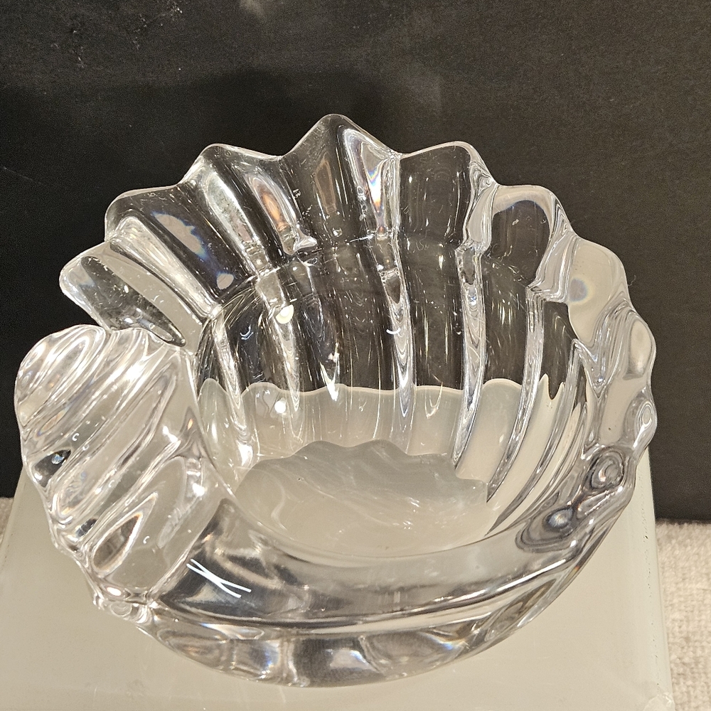 Excellent Vintage Vannes France Art Glass Shell Seashell Bowl Candy Ring Trinket